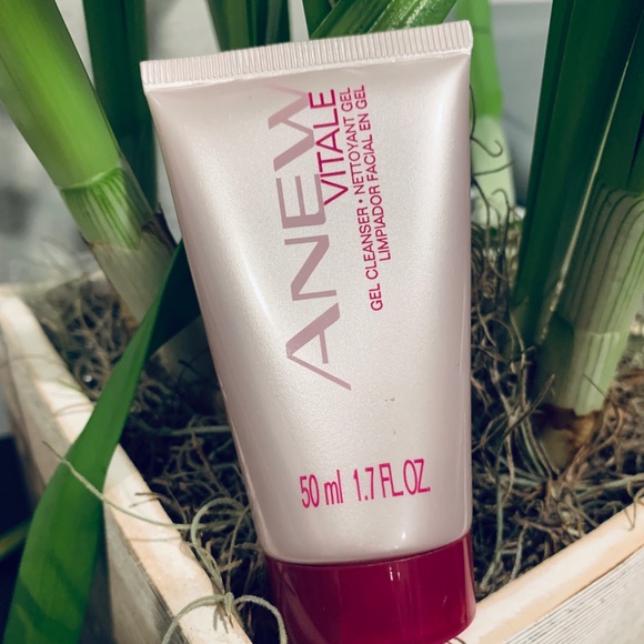 anew vitale gel cleanser